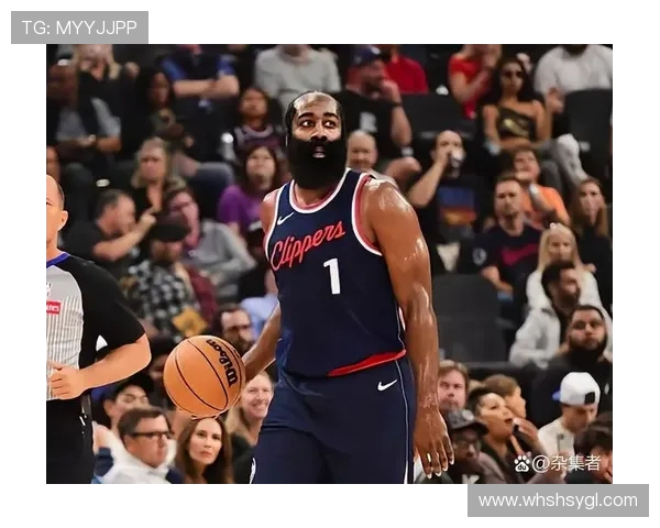 哈登在篮网对阵太阳的比赛中精彩表现得分引发热议 哈登在篮网对阵太阳的比赛中精彩表现得分引发热议