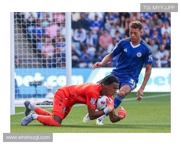 诺丁汉森林迎战谢周三期待一场精彩的英冠对决与激烈的竞争