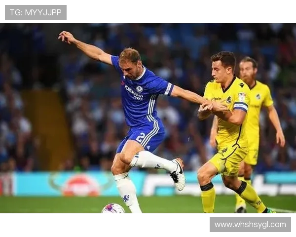 足球布流浪与斯文登的激烈对决展现了英甲联赛的精彩与魅力