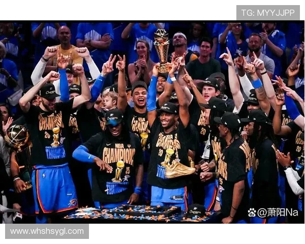 雷霆勇士激战正酣一哥绝杀瞬间定胜负引发热议