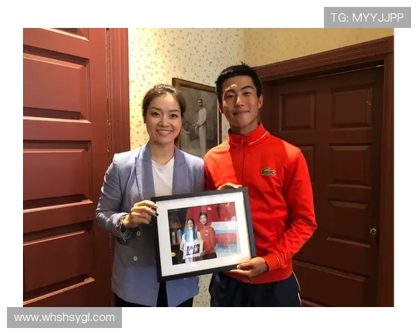 飞盘之路：李娜分享她的成长与挑战经历