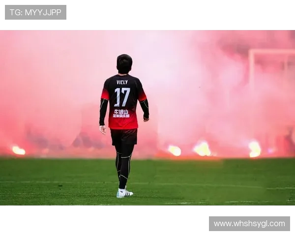 黄伟独家解析足球技巧与战术分享助你提升球场表现