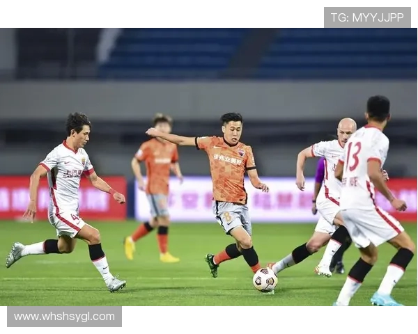 上海足球队运营模式创新探索助力球队崛起与发展新篇章 上海足球队运营模式创新探索助力球队崛起与发展新篇章